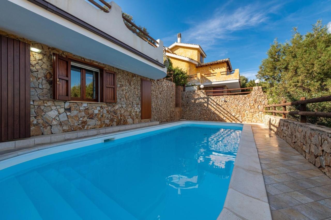 Villa Acquamarina Semi Detached Villa With Private Pool And Wifi Torre delle Stelle Luaran gambar
