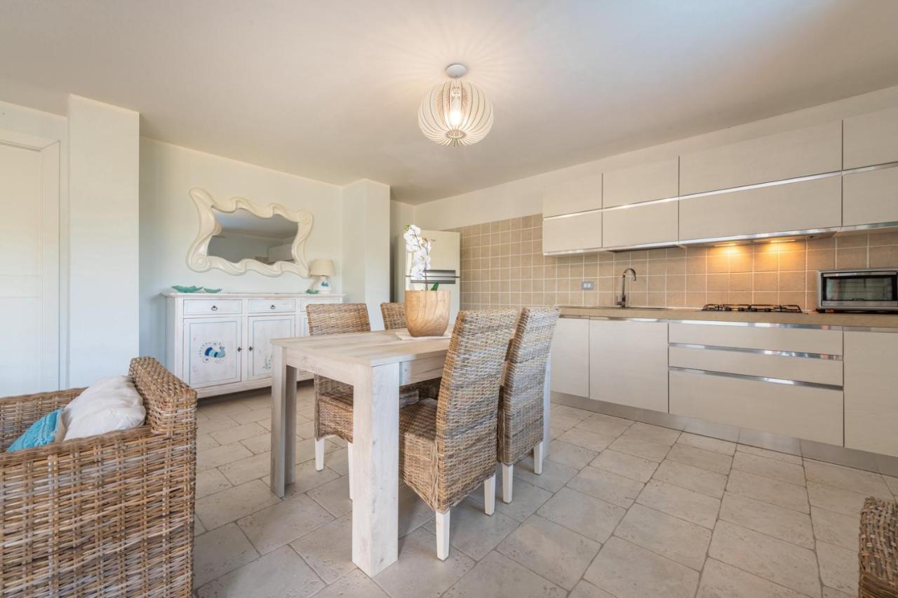 Villa Acquamarina Semi Detached Villa With Private Pool And Wifi Torre delle Stelle Luaran gambar